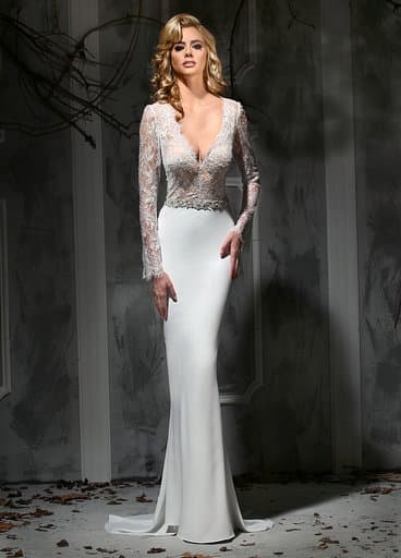 Vestido de novia con manga larga de encaje en alquiler — Just Novias Madrid